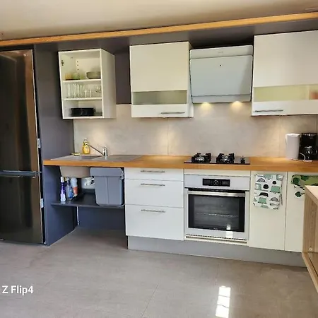 Petite Maison Cosy Йер